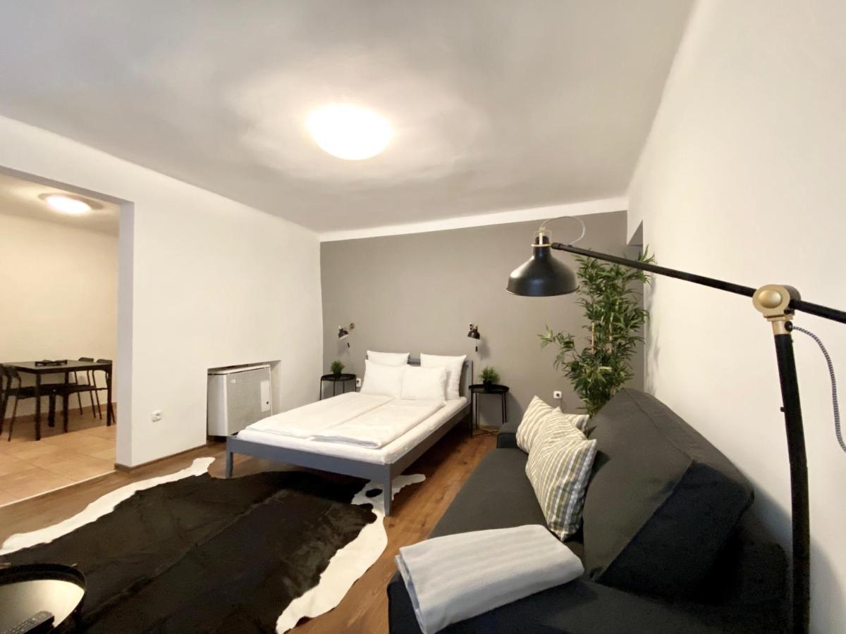 Budget Apartment By Hi5- Karoly 16 Budapest Luaran gambar