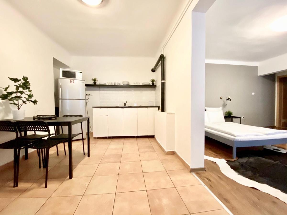 Budget Apartment By Hi5- Karoly 16 Budapest Luaran gambar