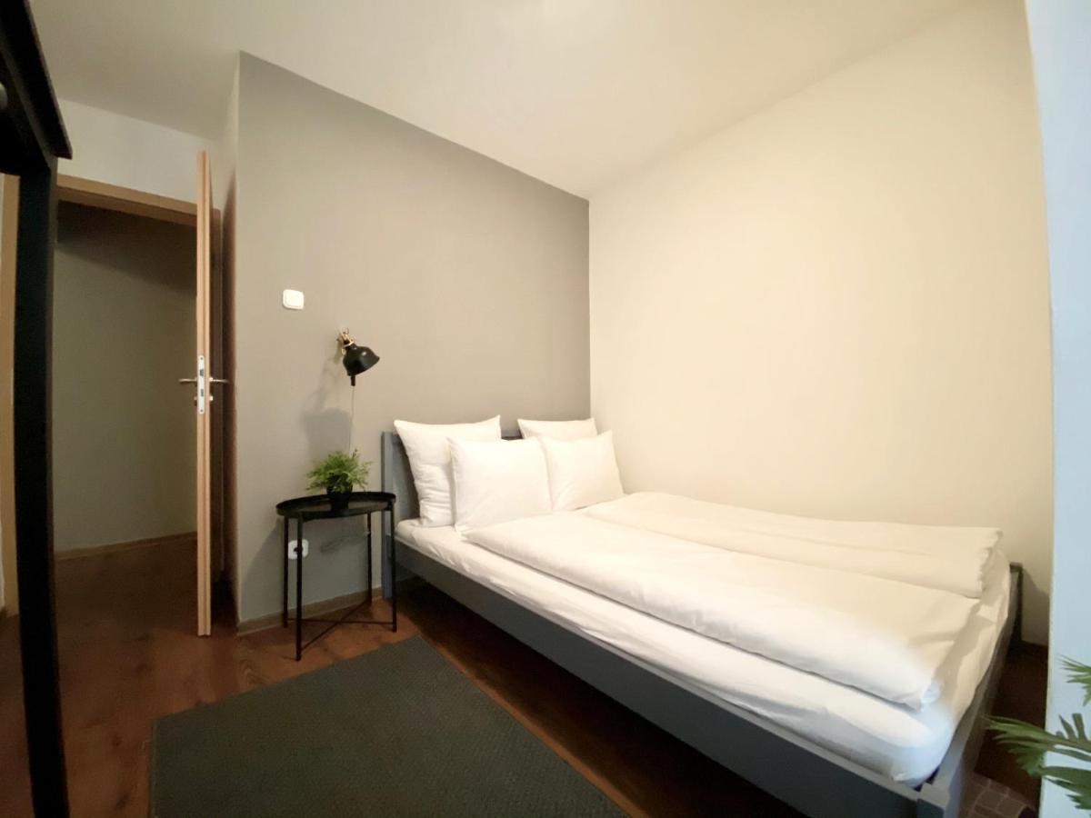 Budget Apartment By Hi5- Karoly 16 Budapest Luaran gambar